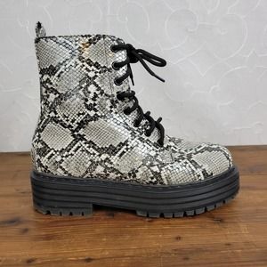 Mia‎ Cortez Military Combat Boots Size 6.5 Zip Side